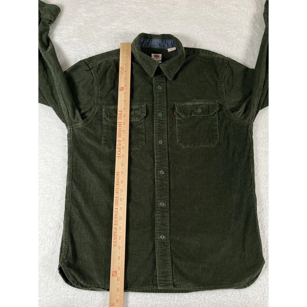 Levis Green Corduroy Relaxed Fit Long Sleeve Button Up Shirt Men's Med Pockets